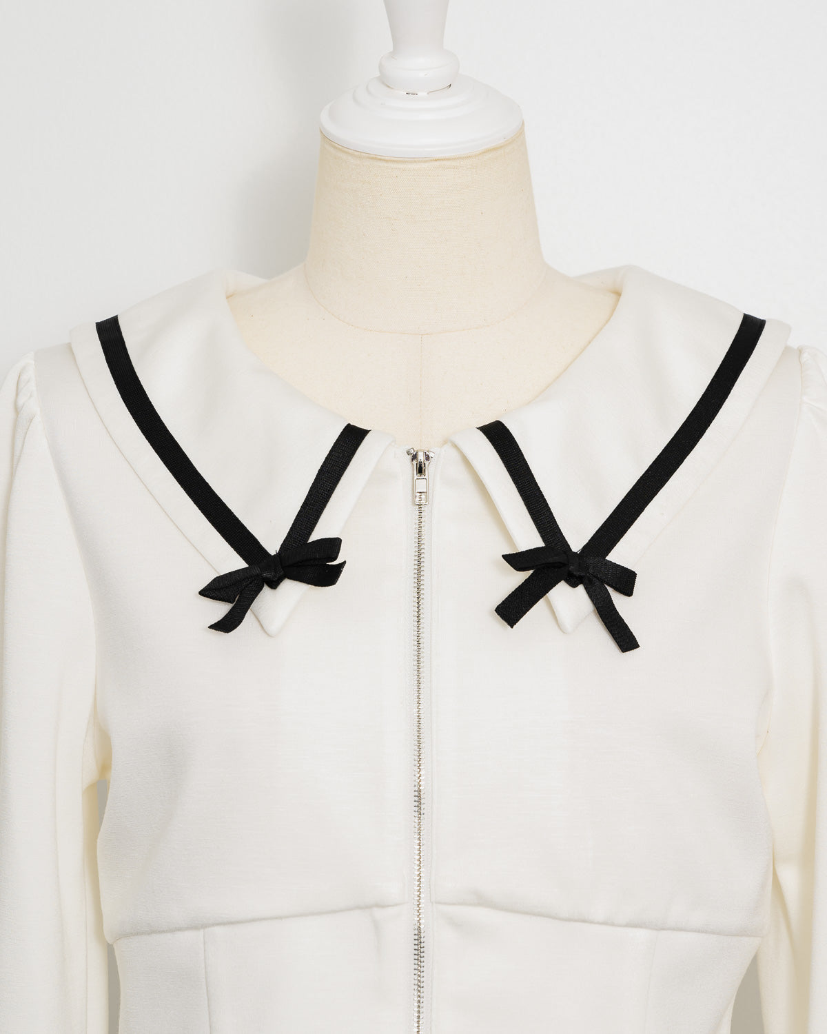 リボンカラースウェットセットアップ