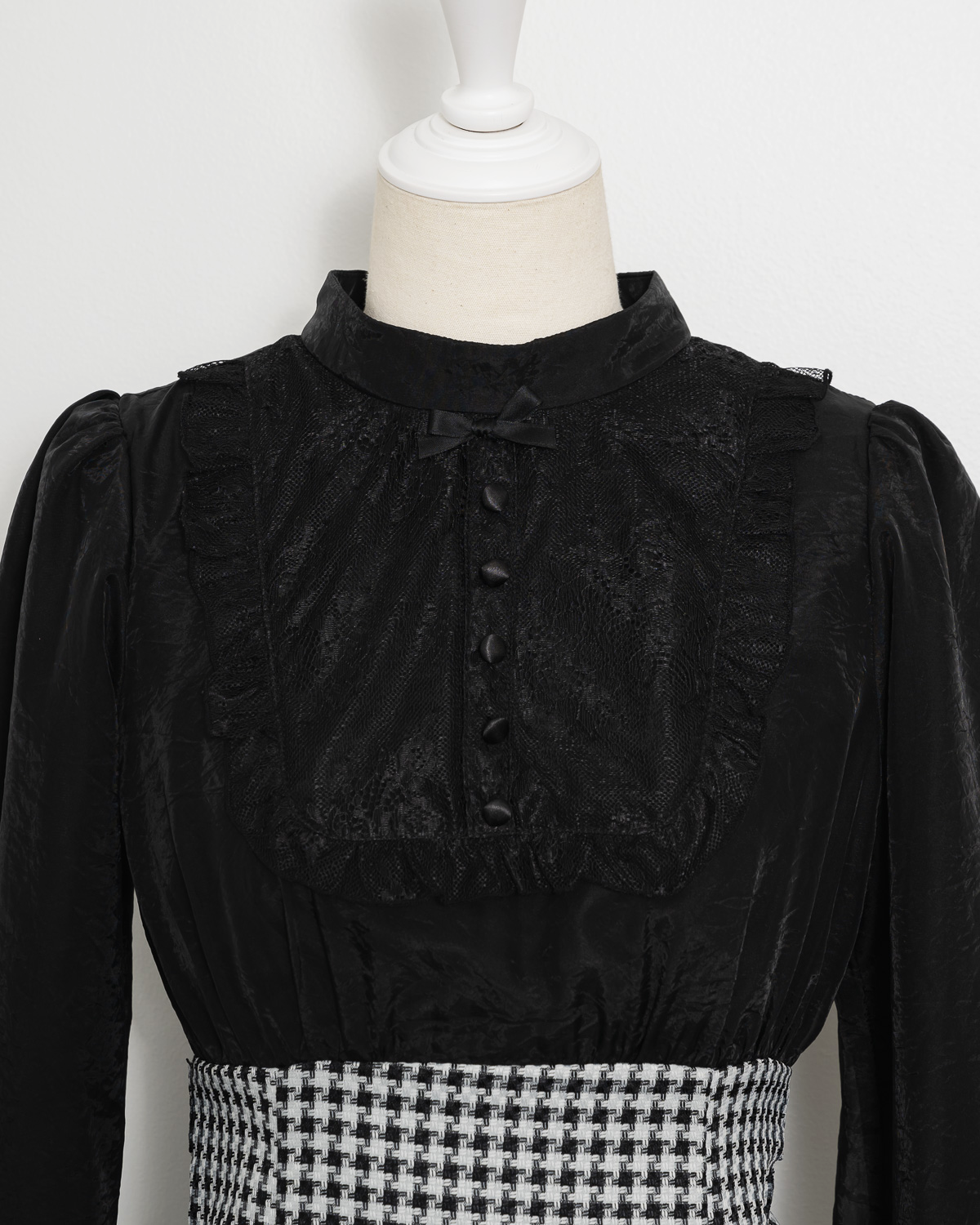 スクエアフリルドッキングワンピース