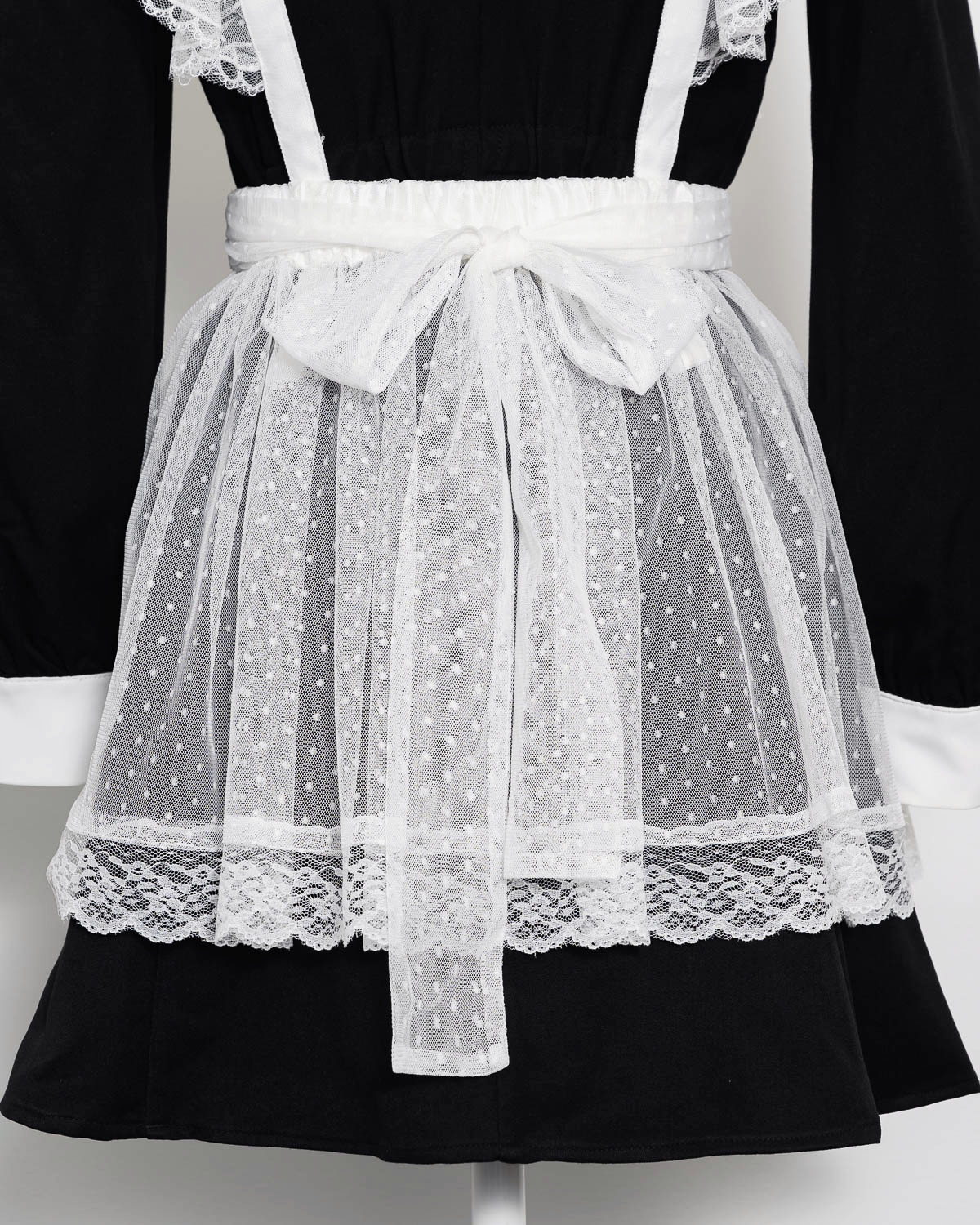 チュールエプロン付き丸襟ワンピース