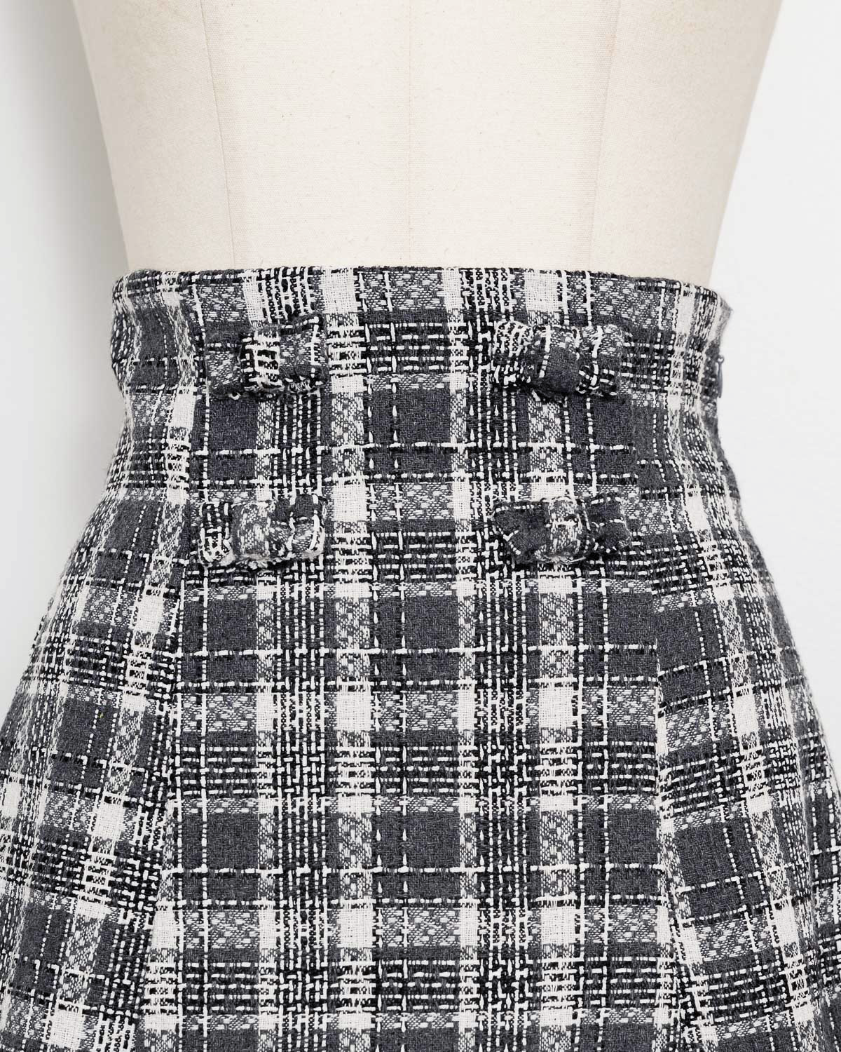 フロントリボンタックフレアミニスカート