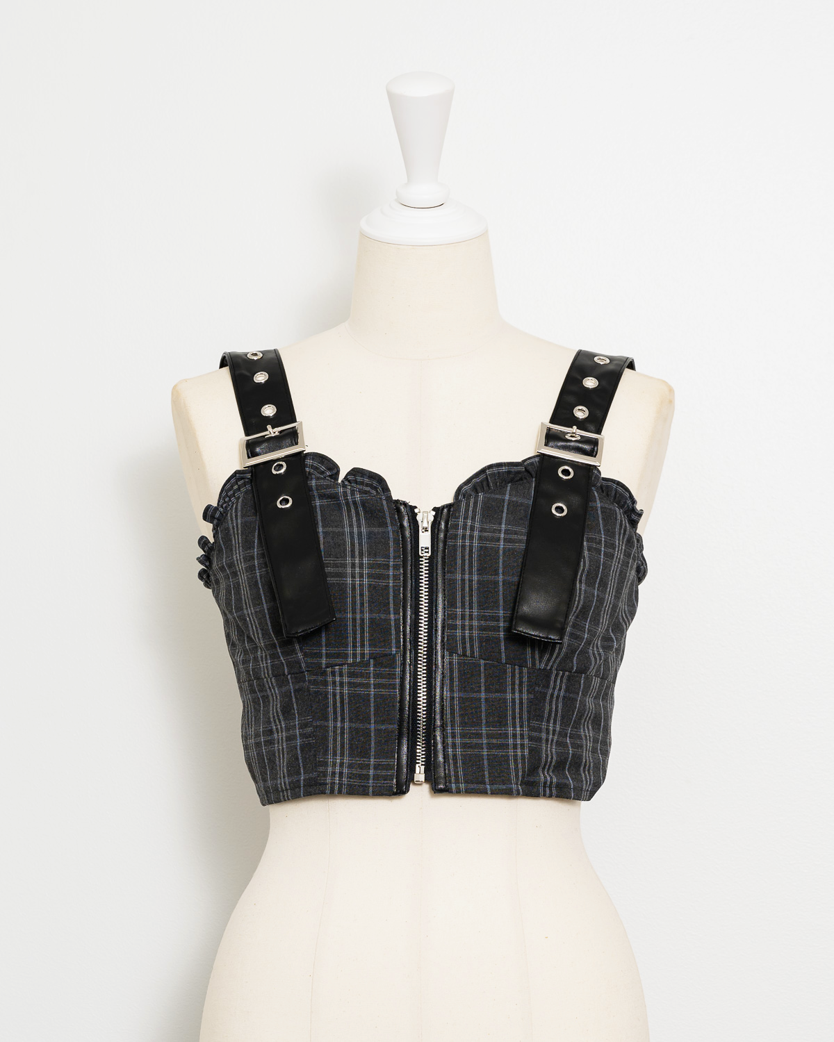 レザーベルトビスチェセットアップ