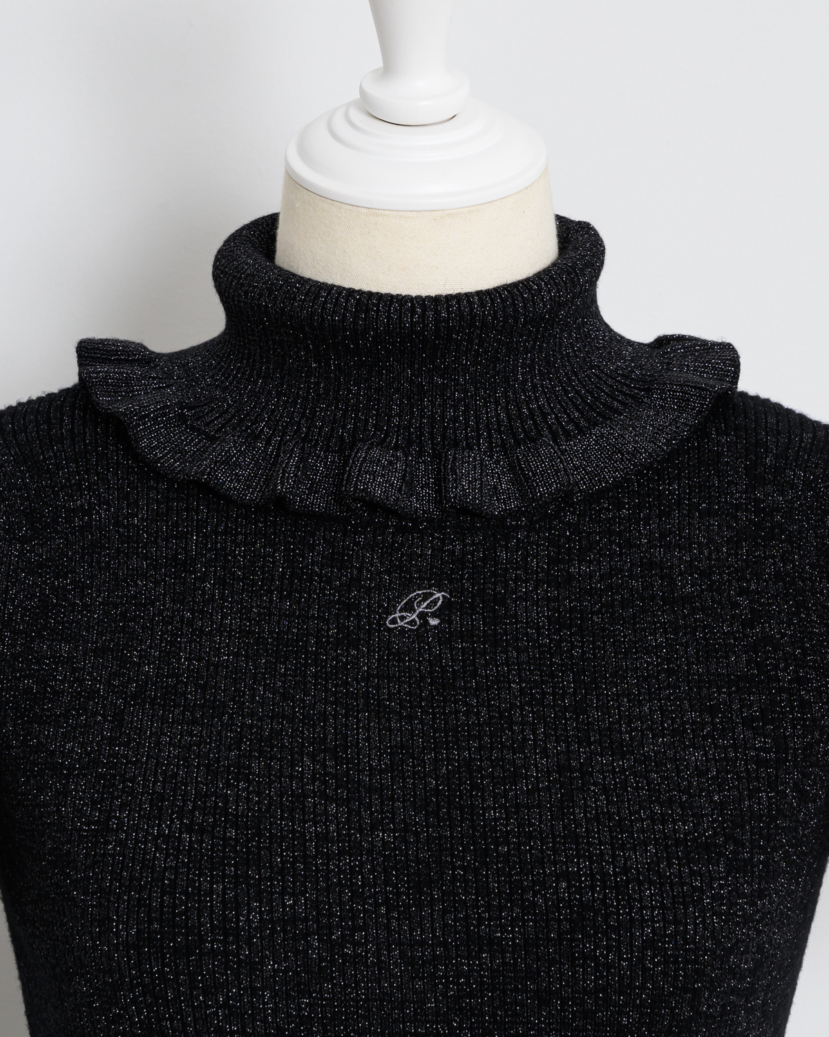 カットアウトグリッタータートルニット