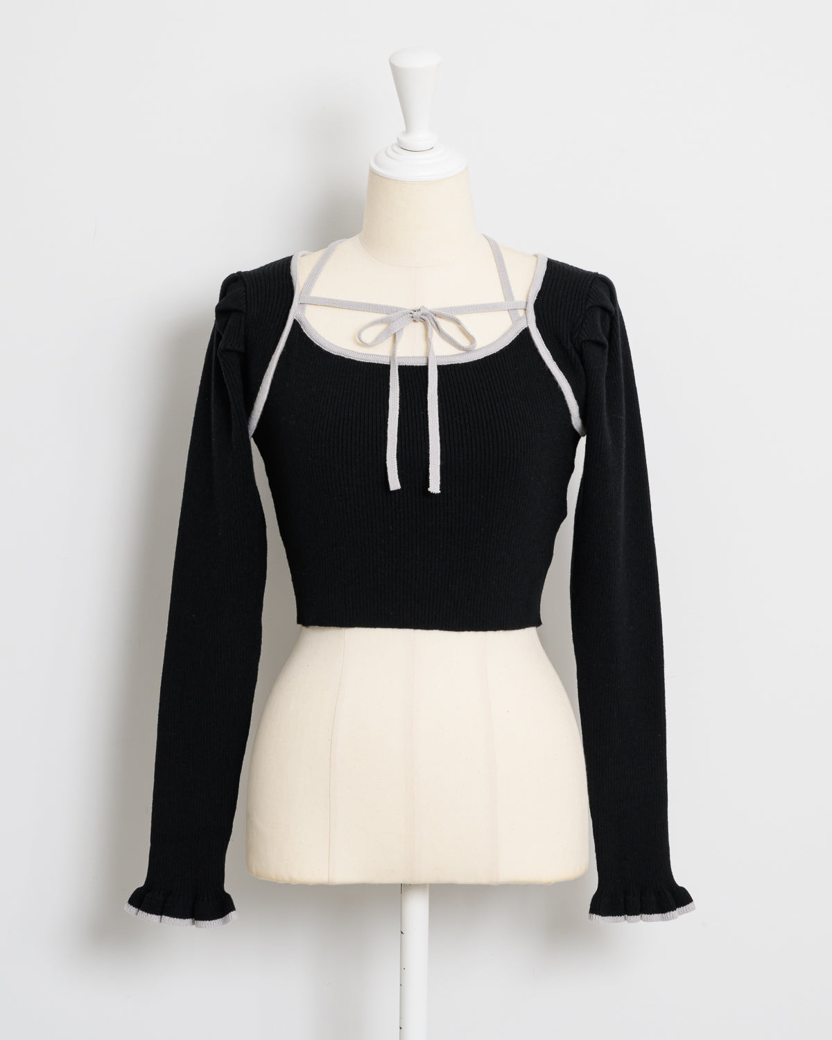 カラー:ブラック