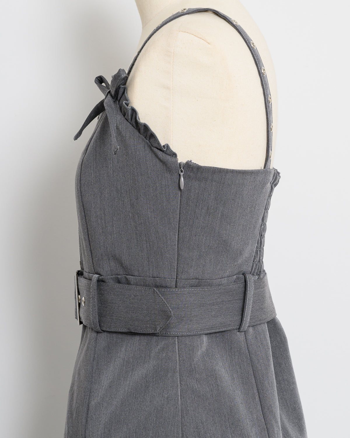 フロントファスナージャンパースカート