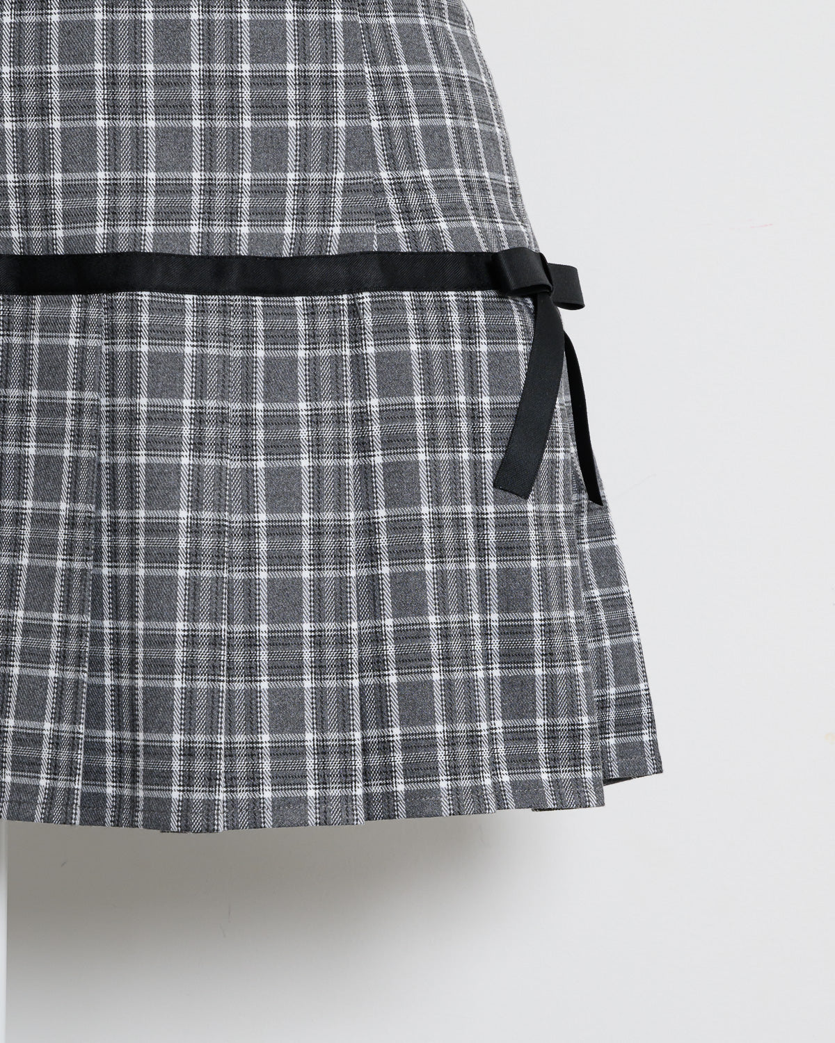 サイドリボンハイウエストプリーツスカート