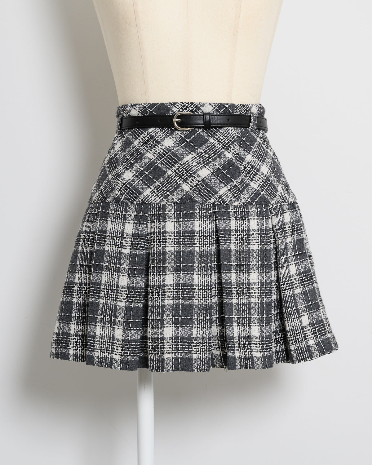 カラー:グレーチェック