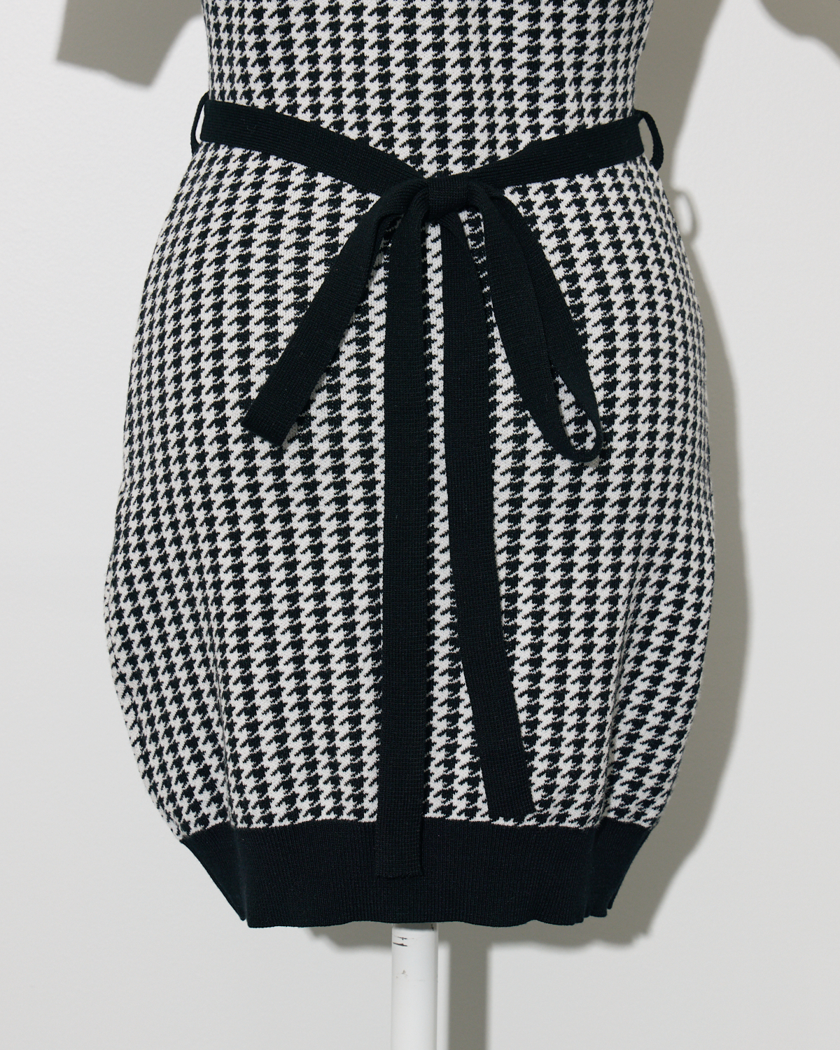 千鳥柄アームウォーマー付きニットワンピ