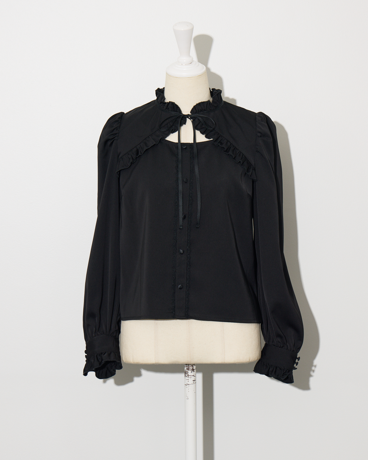 カラー:ブラック