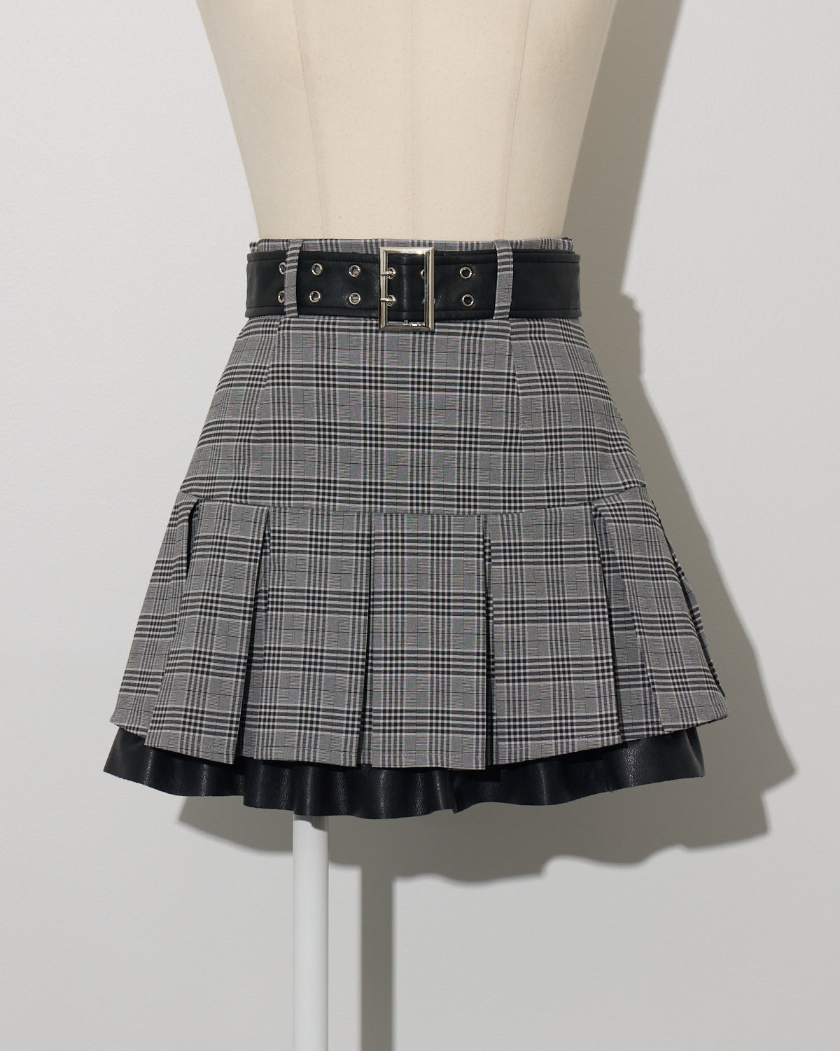 カラー:グレーチェック