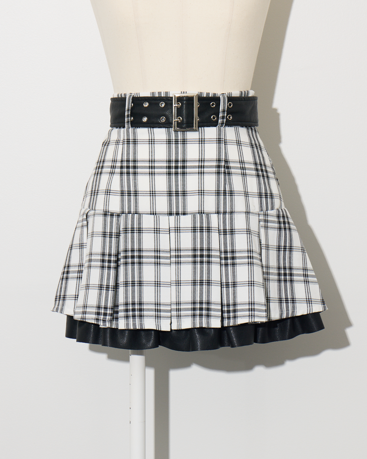 カラー:アイボリーチェック