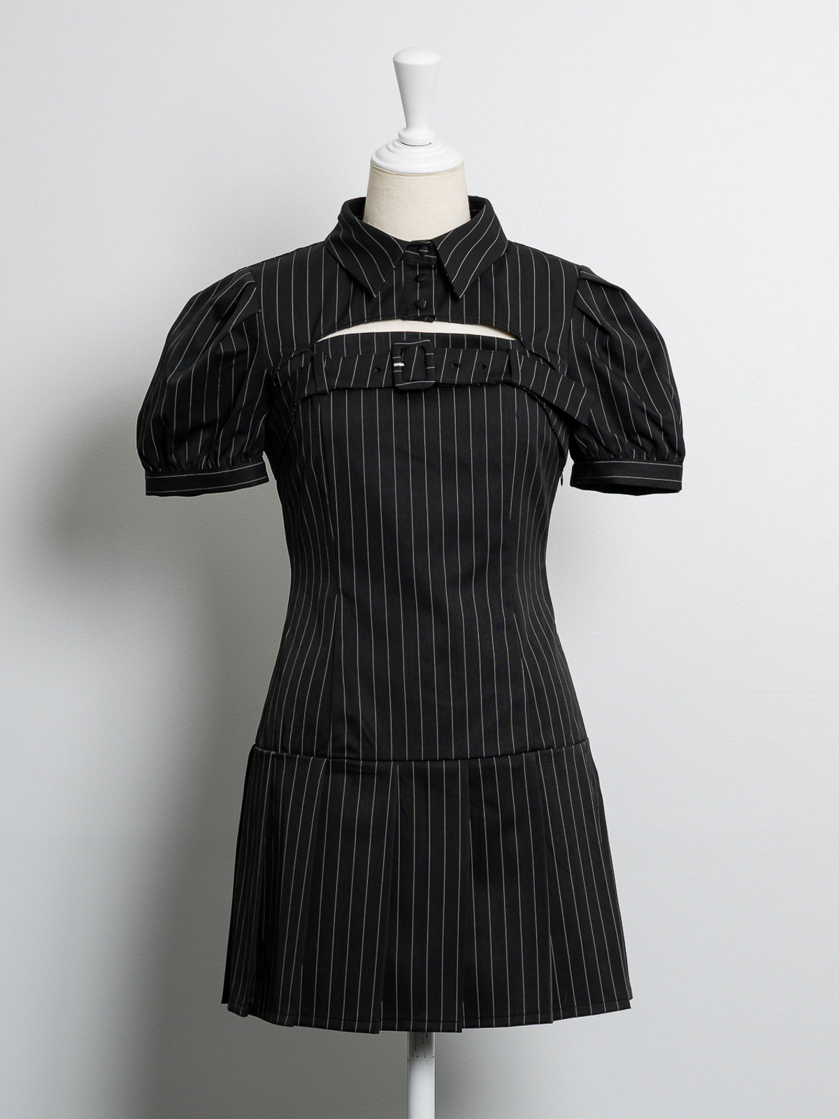 カラー:ブラック