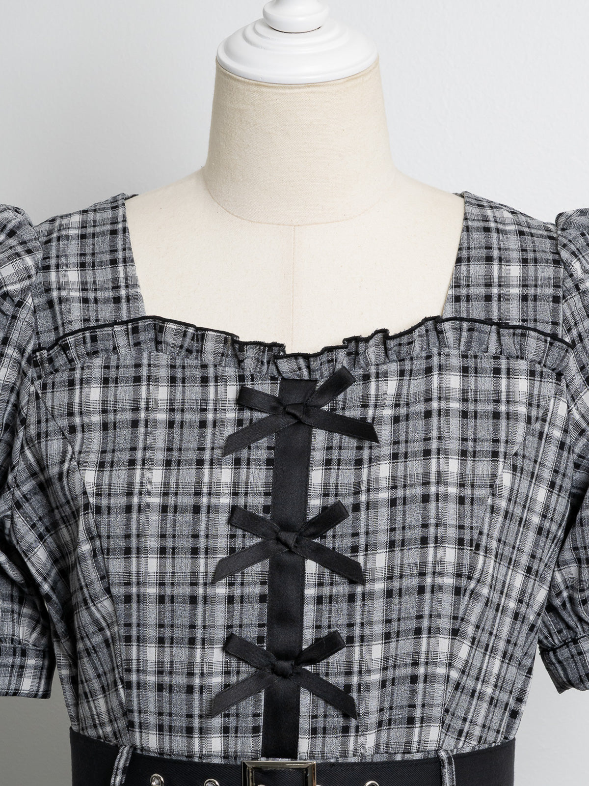 フロントリボンティアードミニワンピース