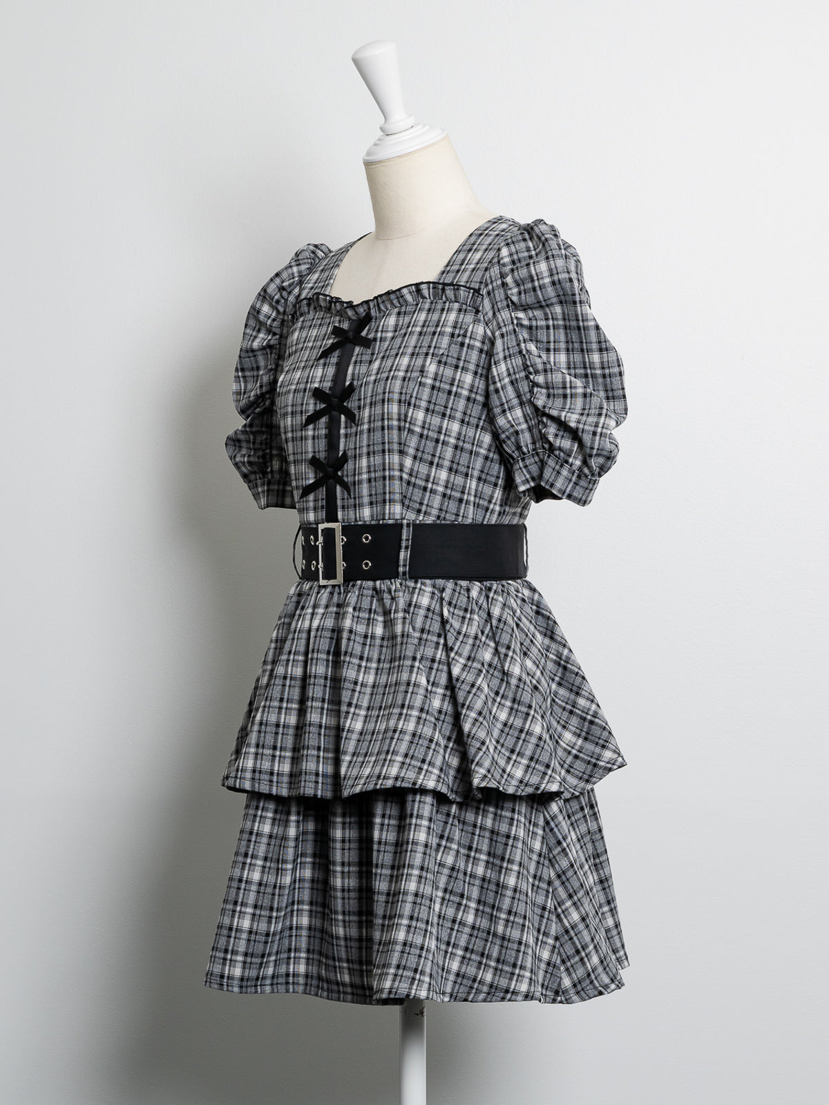 フロントリボンティアードミニワンピース