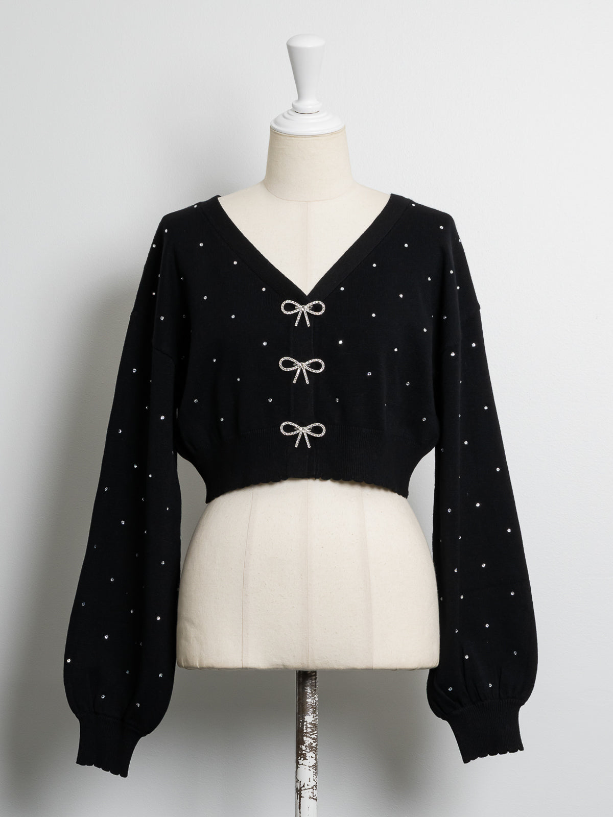 カラー:ブラック