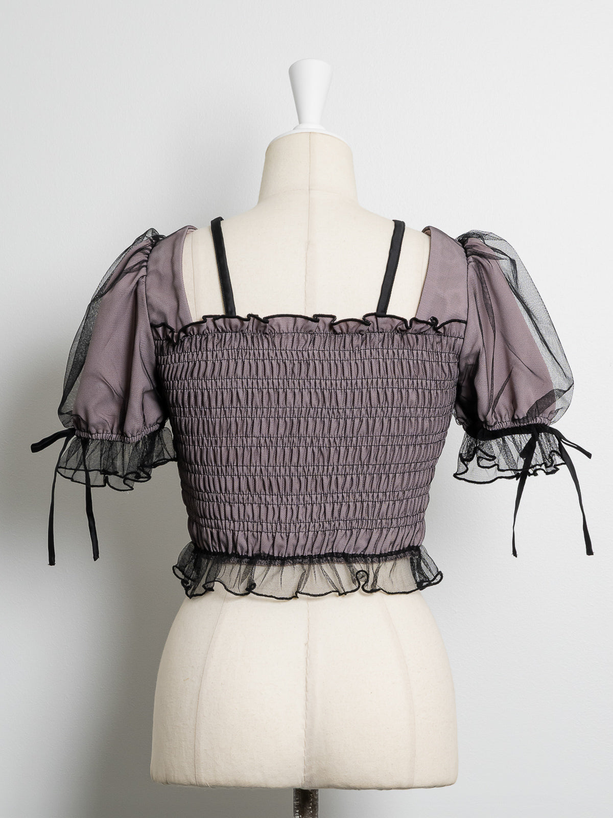 シャーリングチュールフリルブラウス