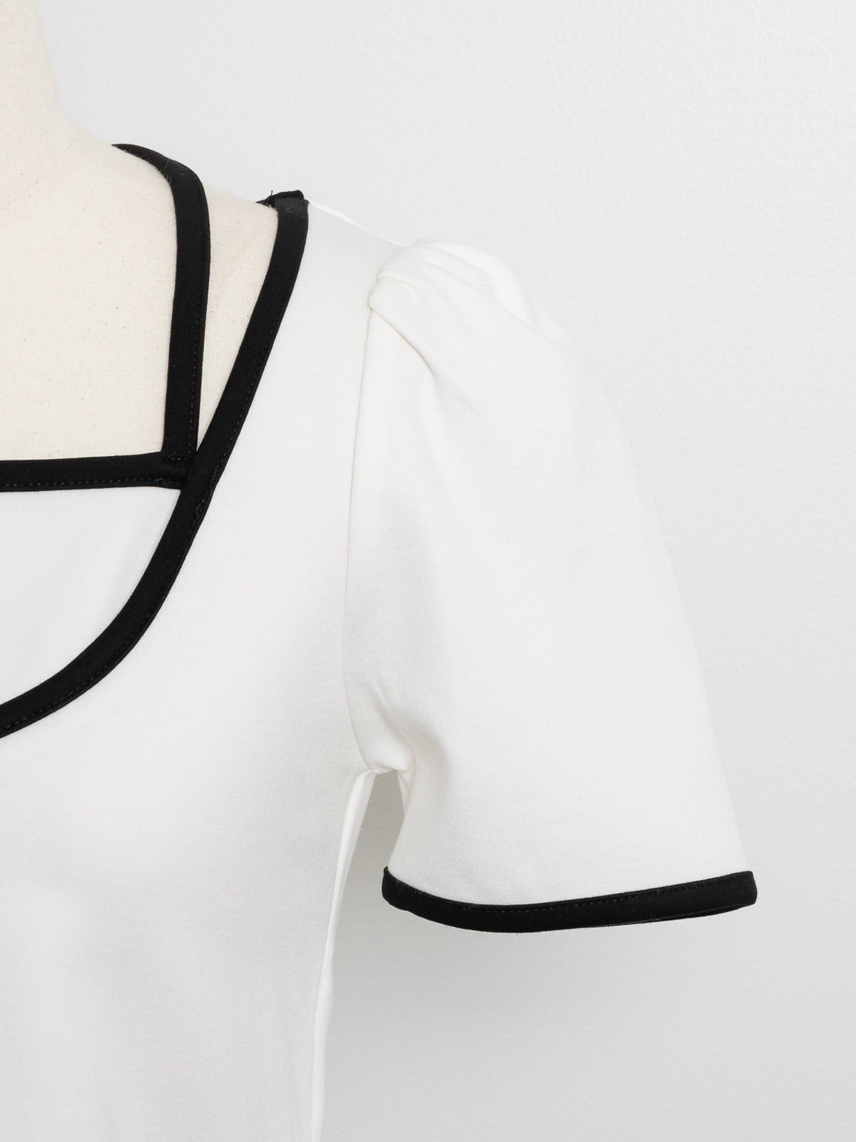 バイカラーTシャツ×タックミニスカートセット