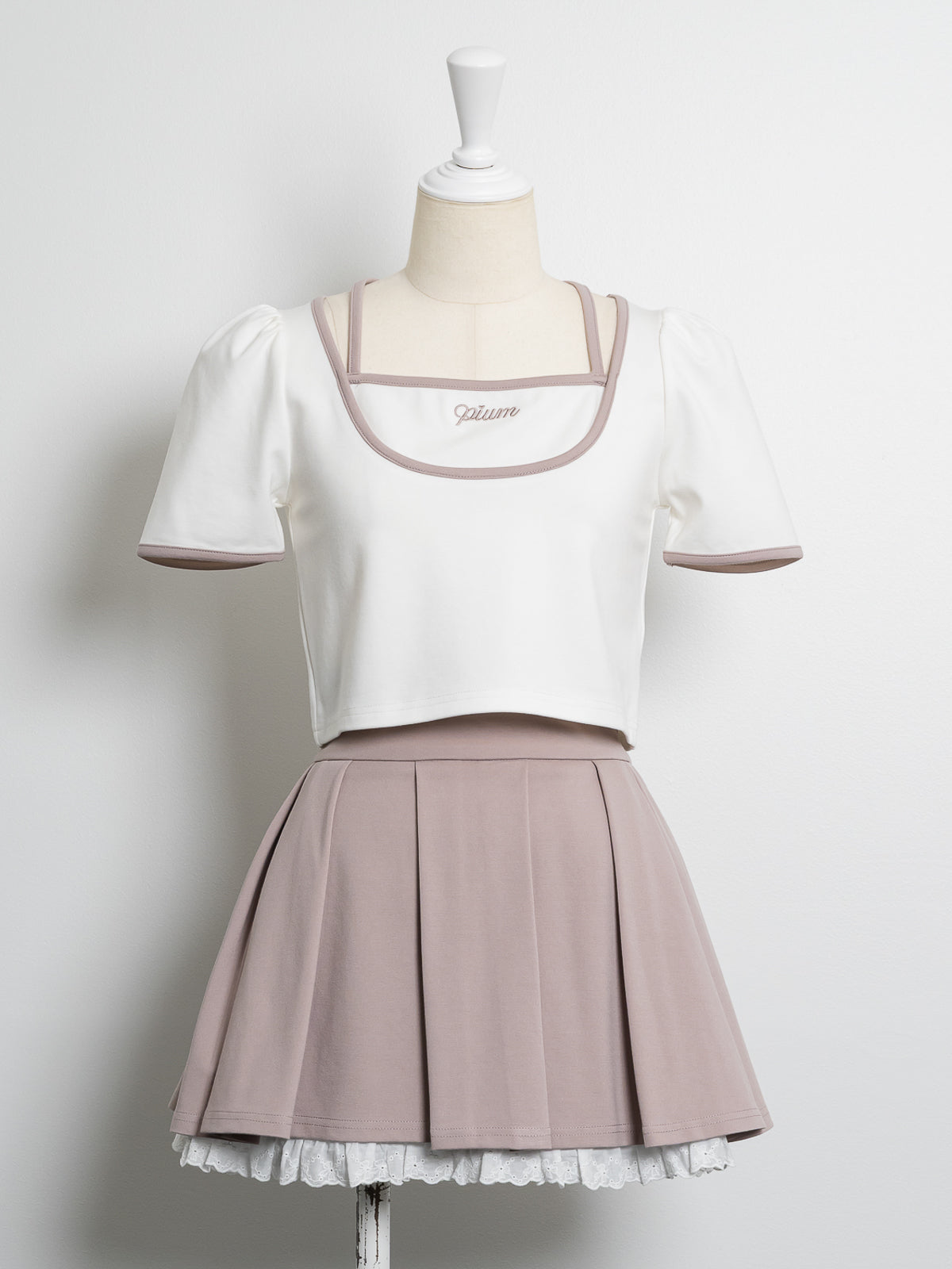 カラー:ホワイト×ピンク