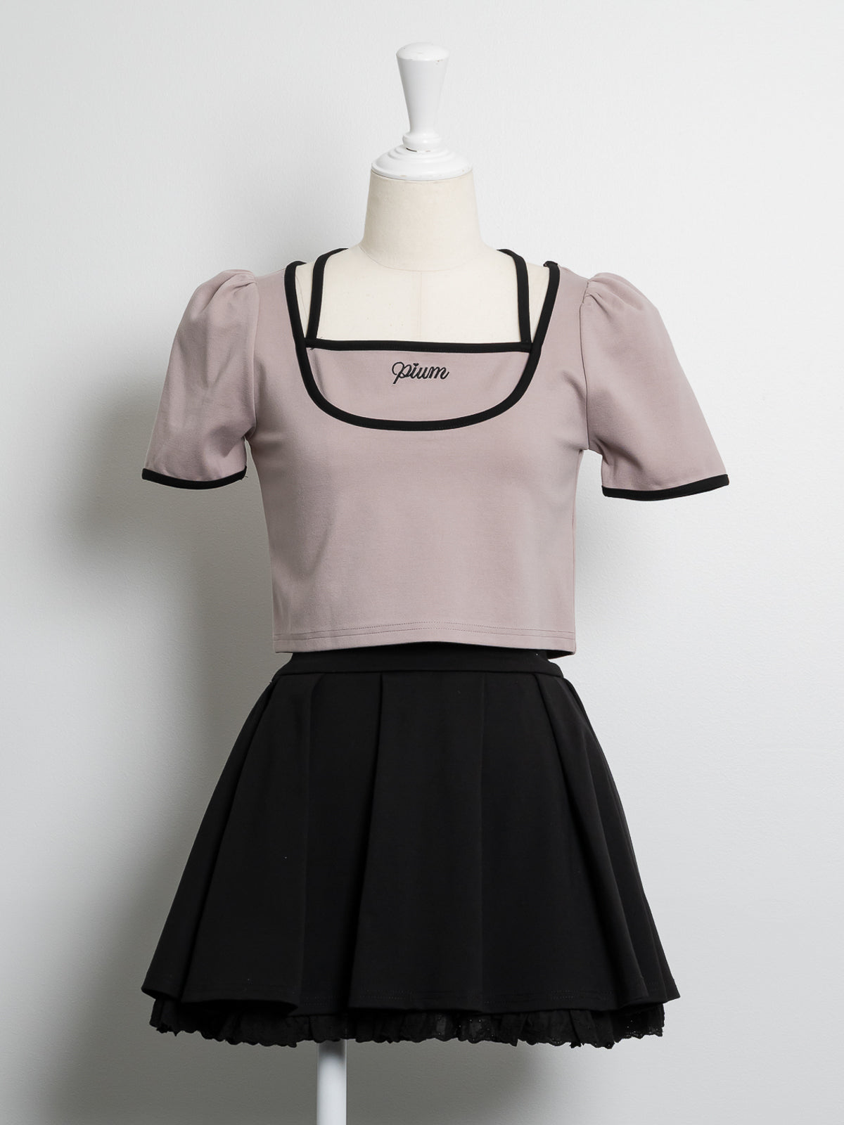 カラー:ピンク×ブラック