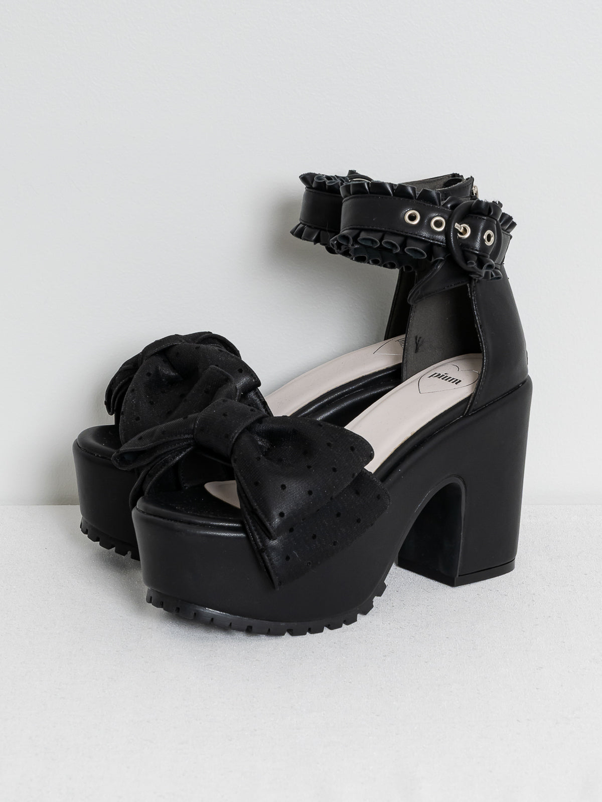 カラー:ブラック