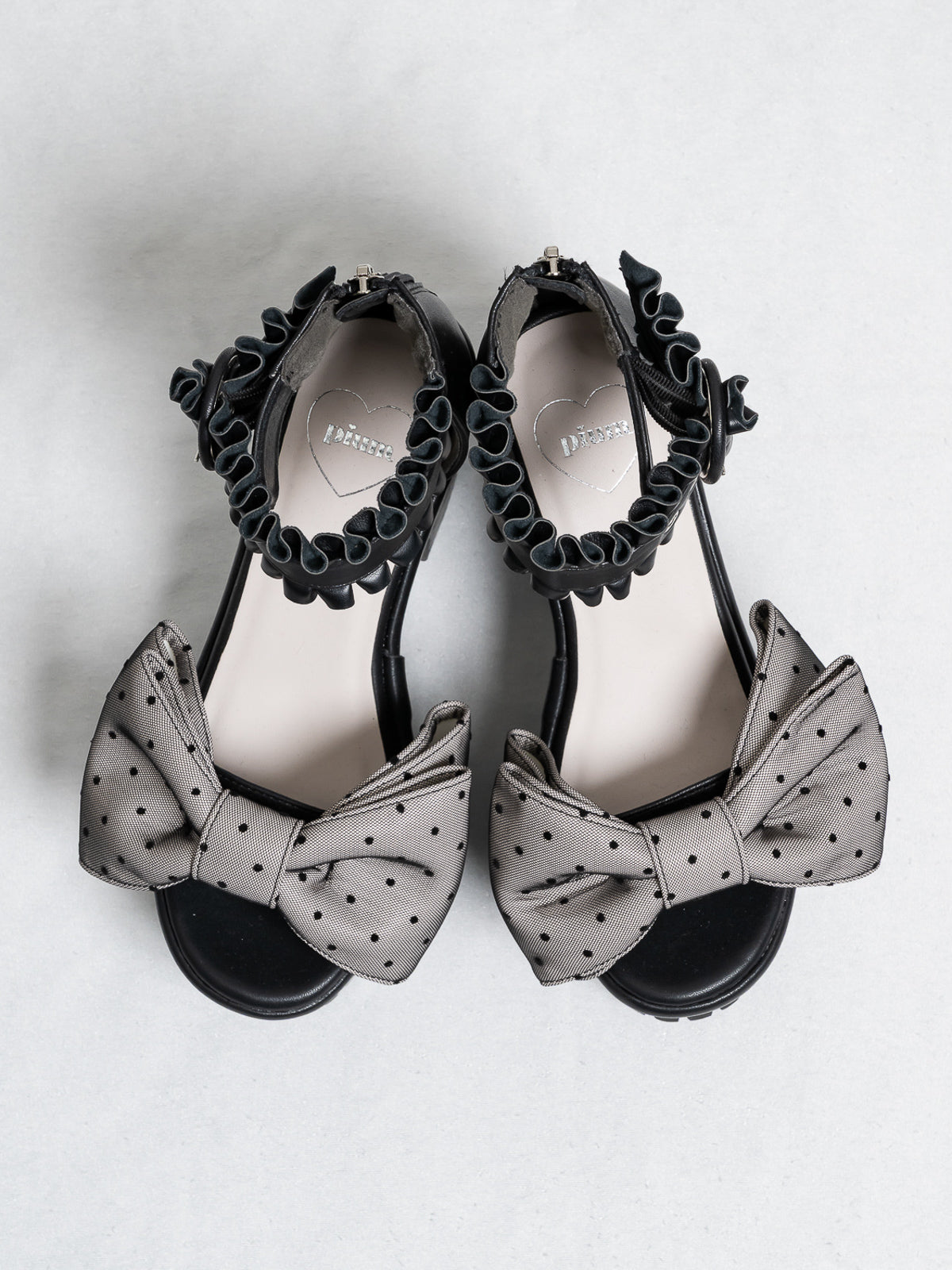 カラー:ブラック×ピンク