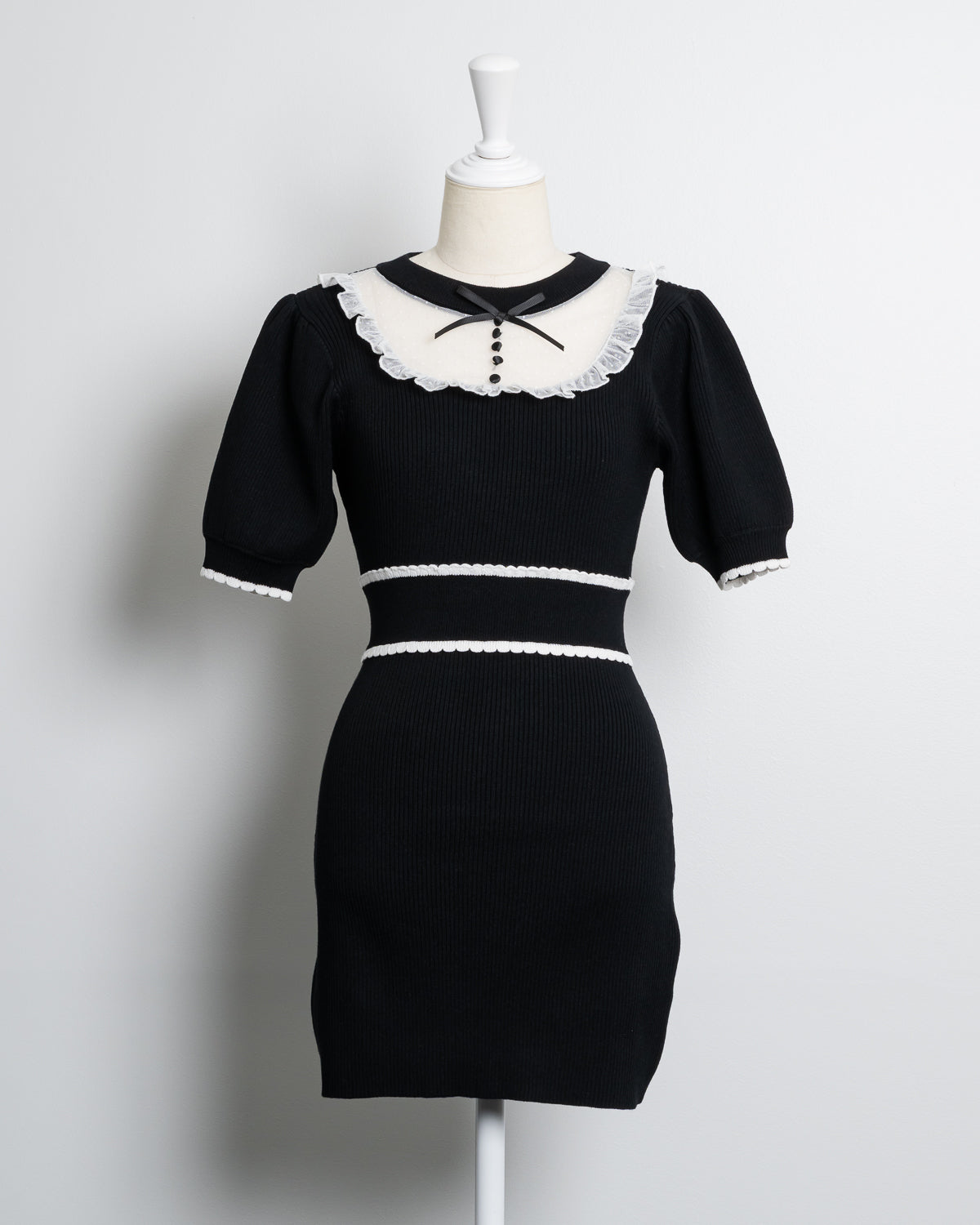 カラー:ブラック