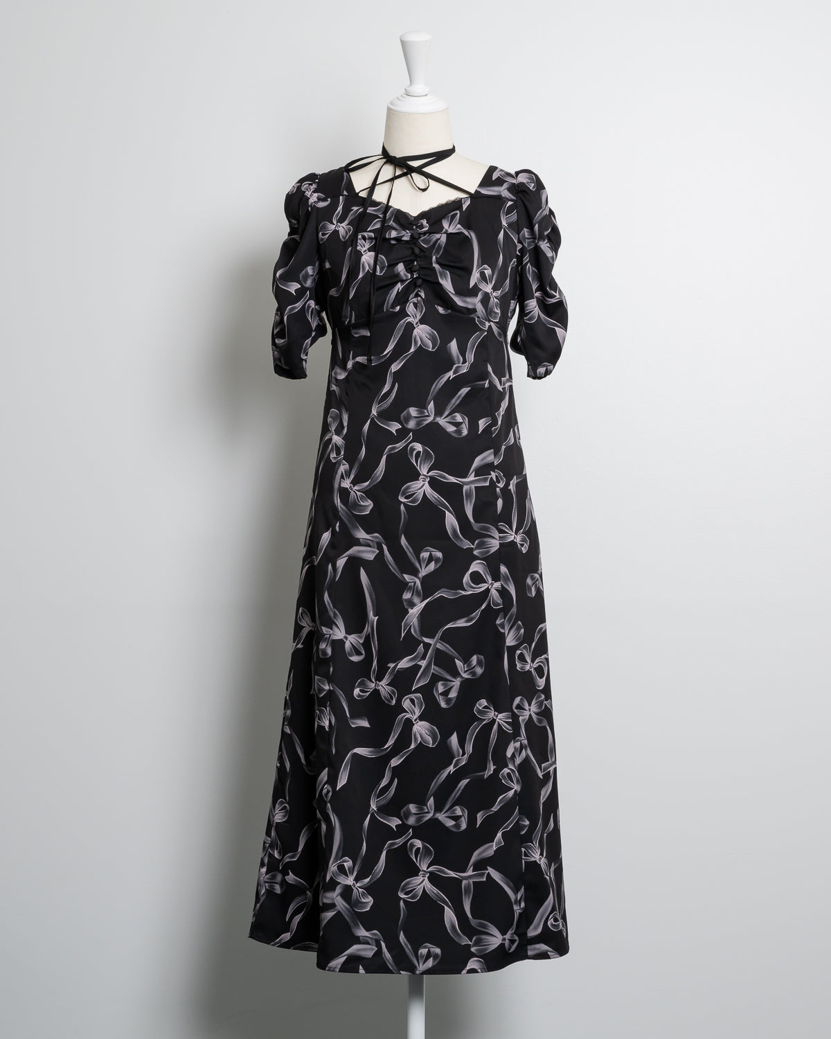 リボン柄ロングワンピース