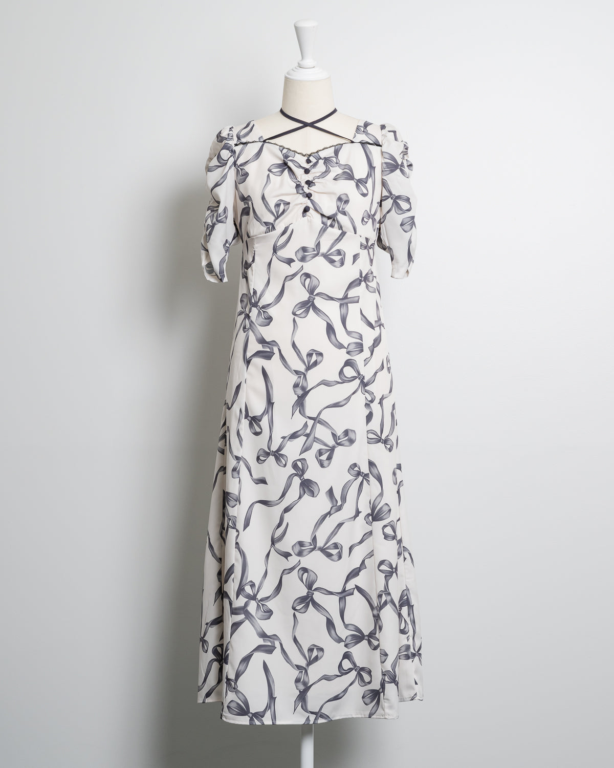 カラー:アイボリー