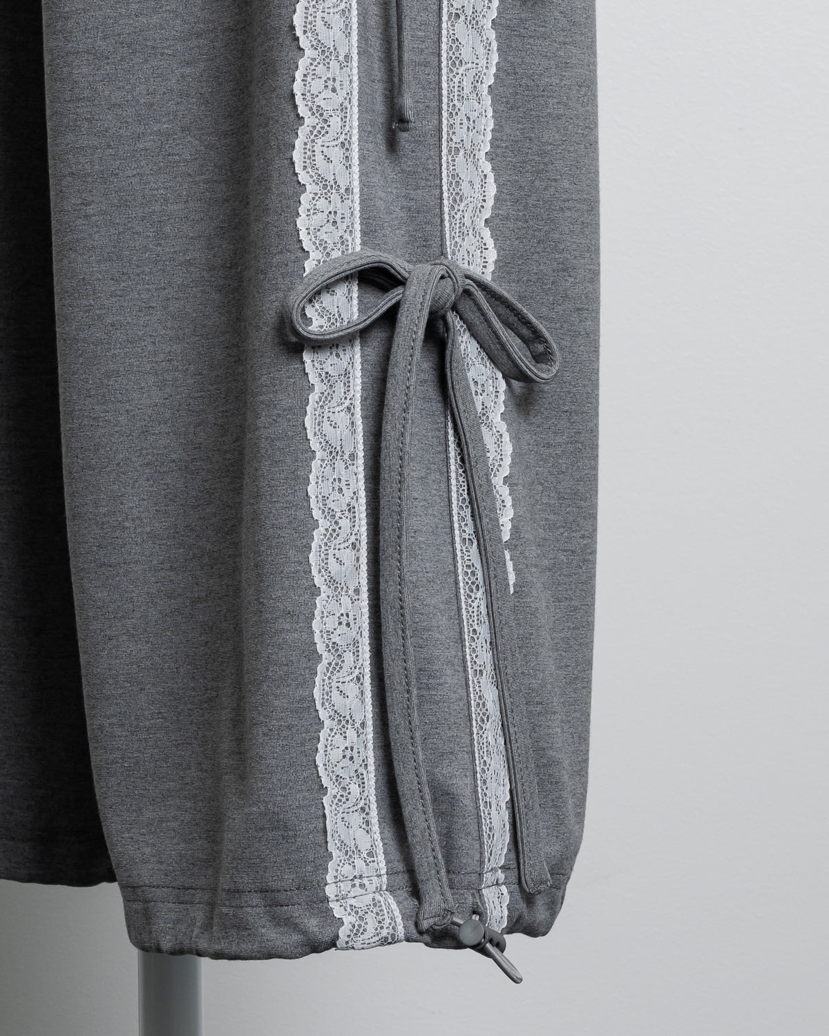 ストーンロゴリボンテープパンツセット