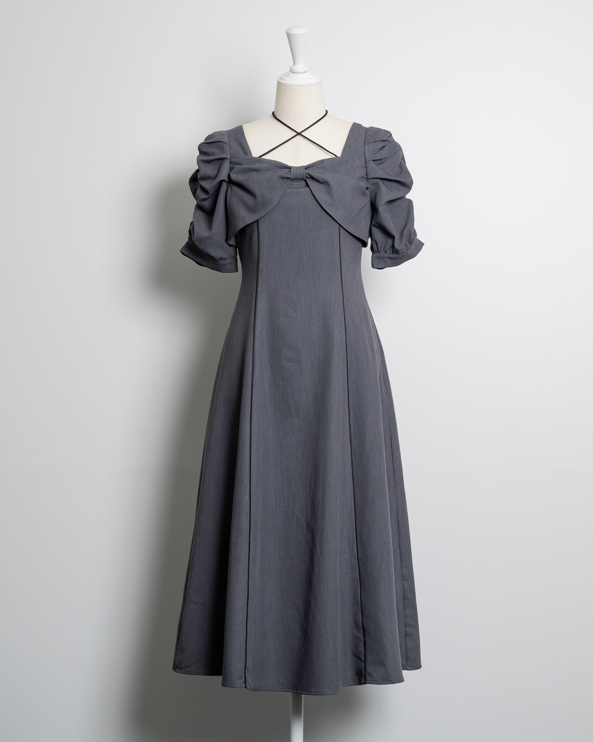 カラー:チャコール