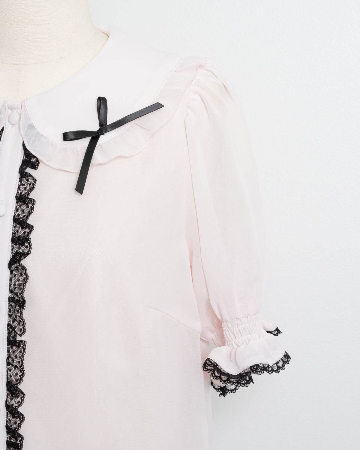 フリルカラーリボンシフォン半袖ブラウス