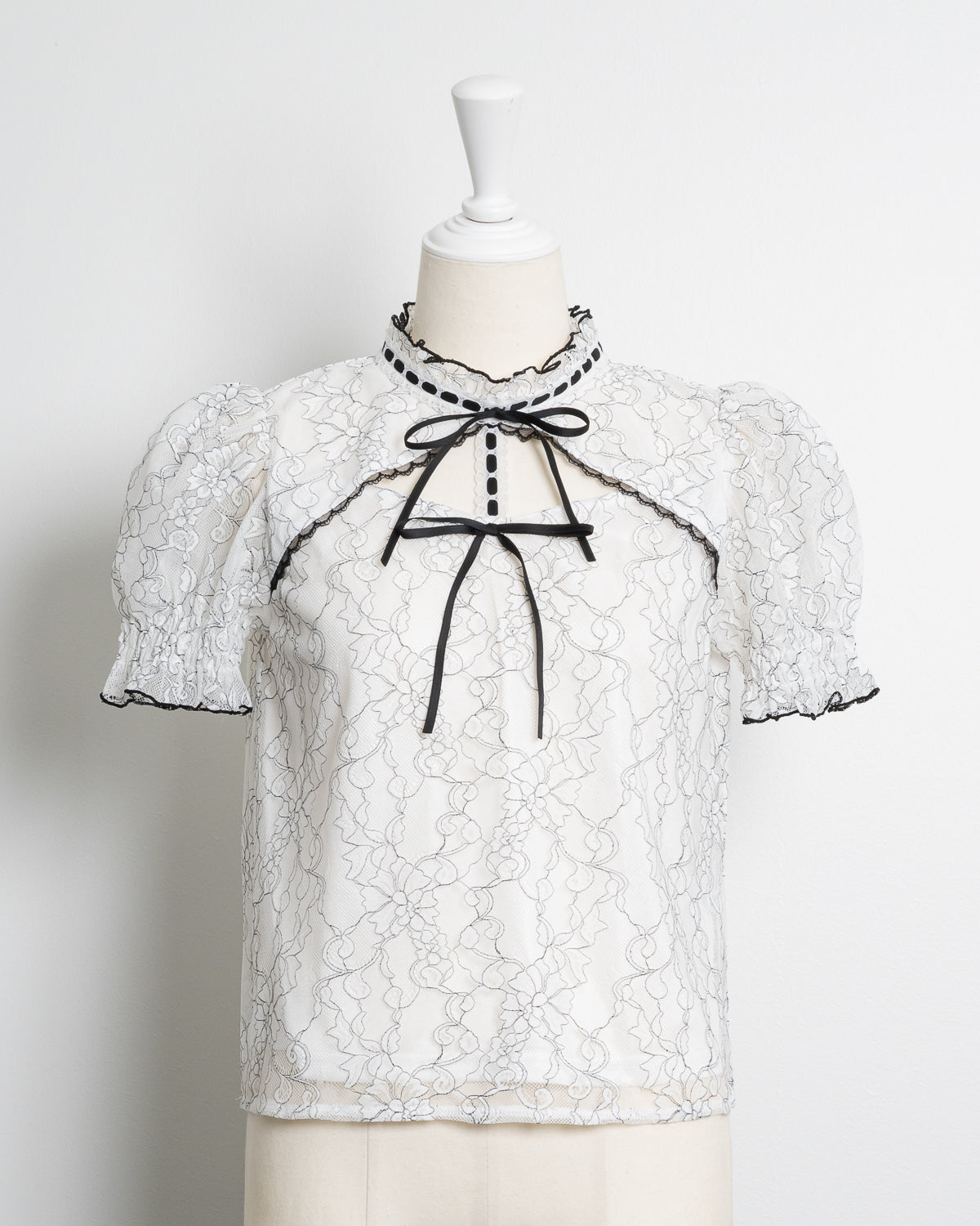 カラー:ホワイト