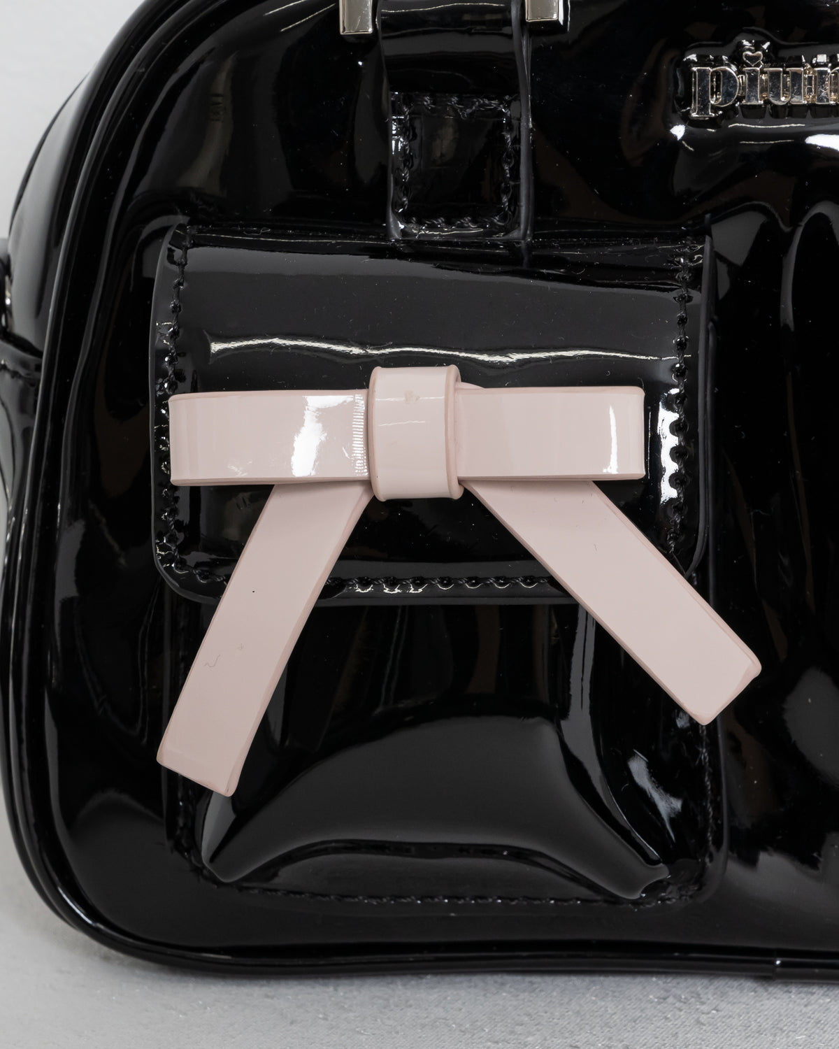 リボンポケットエナメルミニボストンバッグ