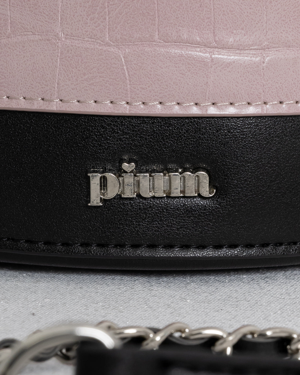 クロコ調ラウンドバニティバッグ