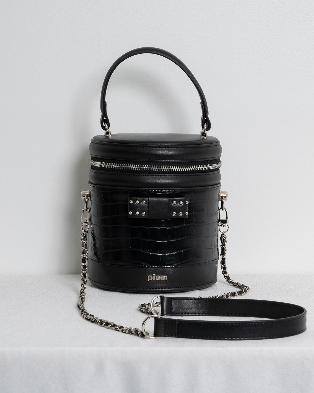 カラー:ブラック