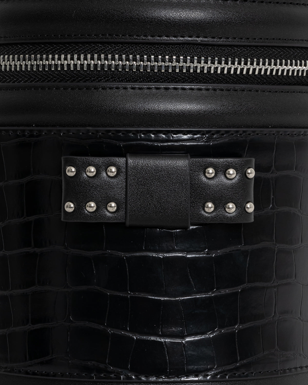 クロコ調ラウンドバニティバッグ