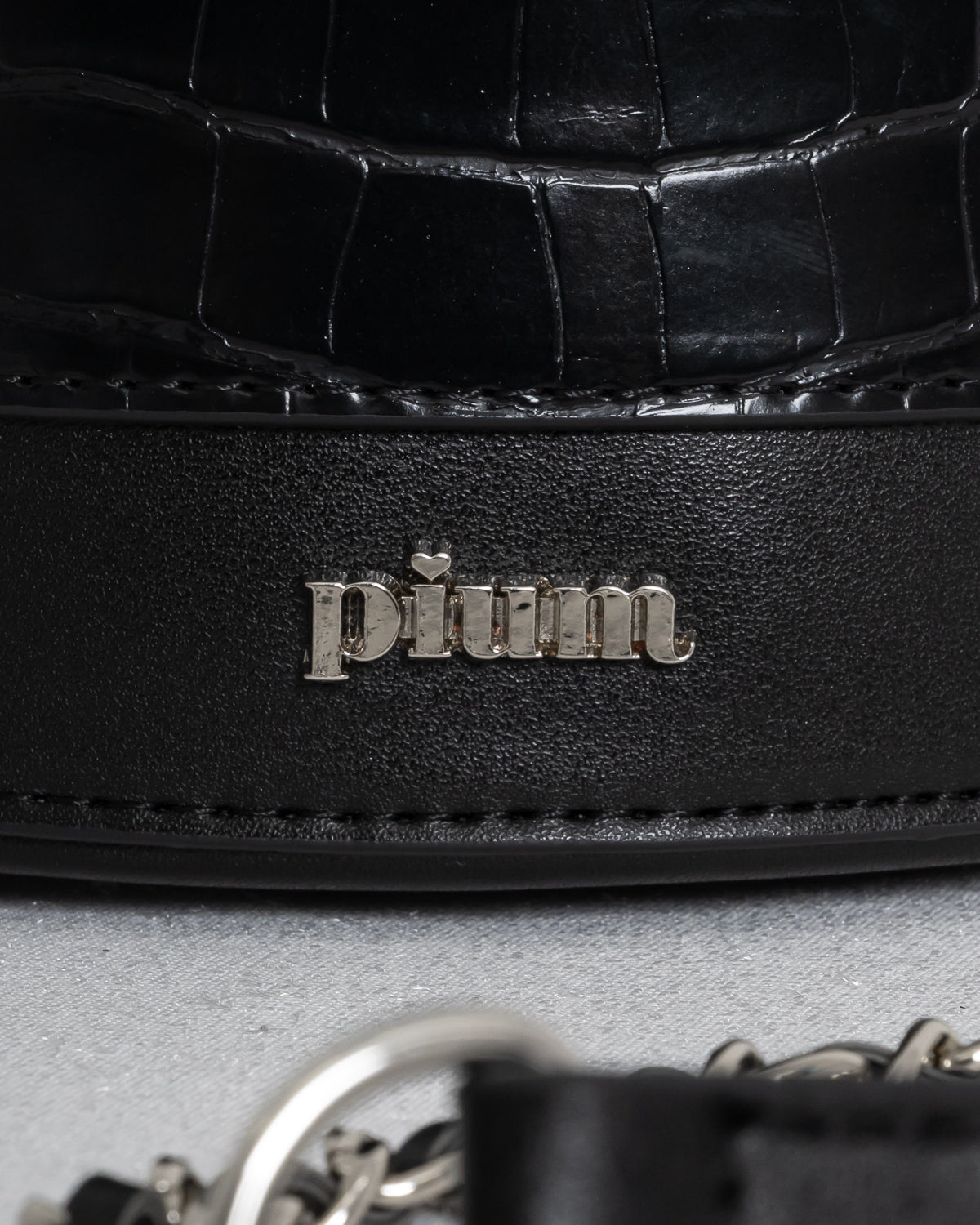 クロコ調ラウンドバニティバッグ