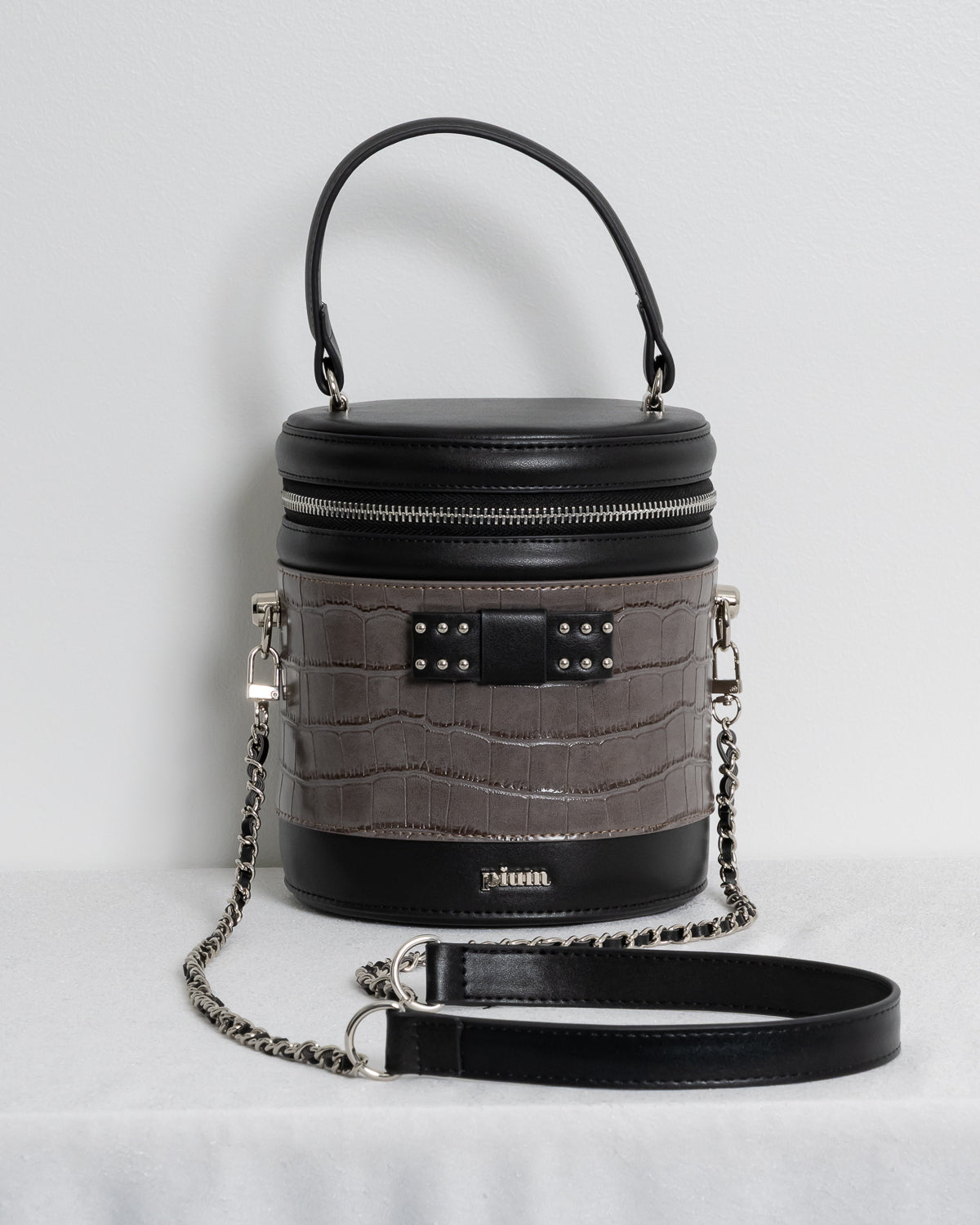 カラー:ダークグレー