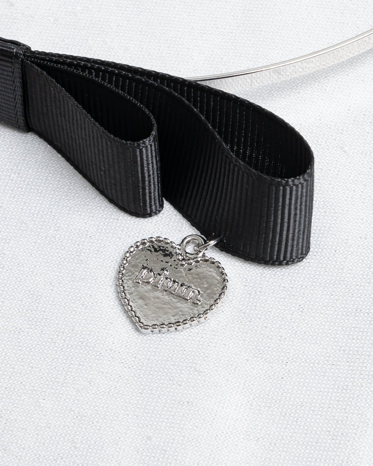 ハートビジューリボンカチューシャ