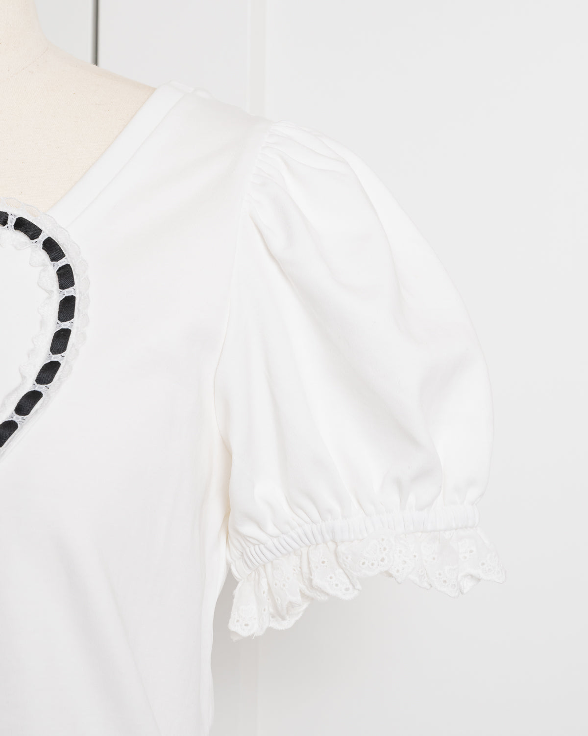 ハートレースパフスリーブTシャツ