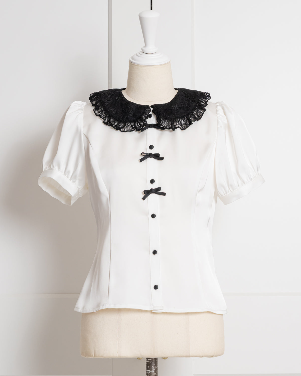 カラー:ホワイト