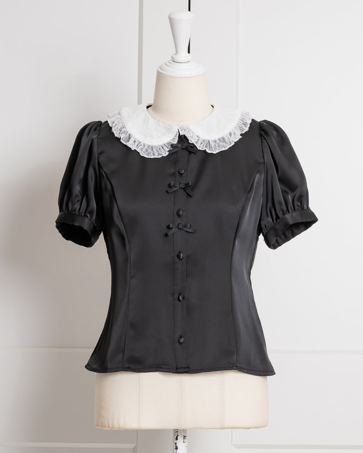 カラー:ブラック