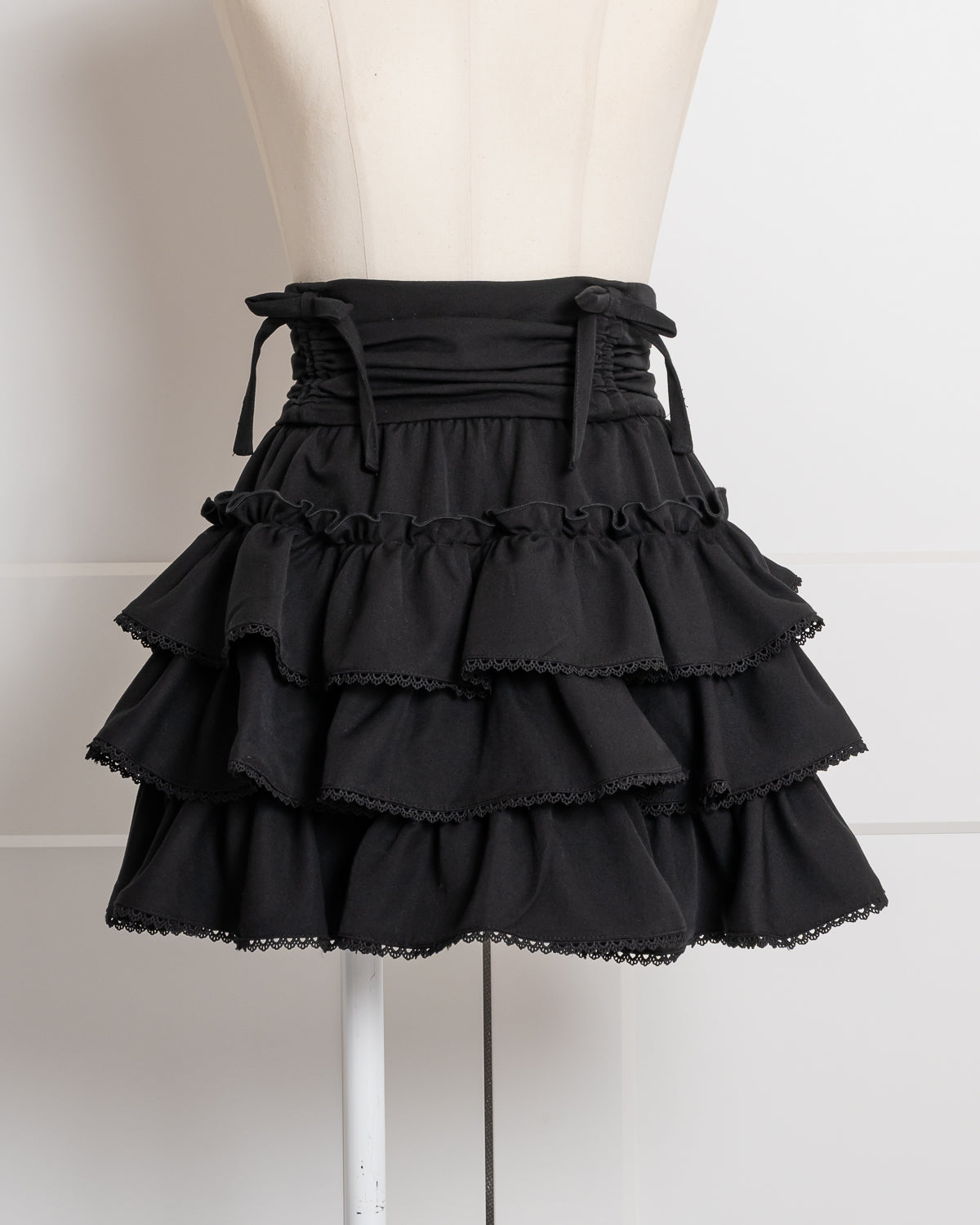 カラー:ブラック