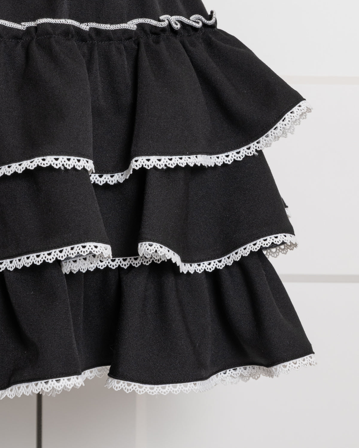 ドロストベルトティアードフリルスカート