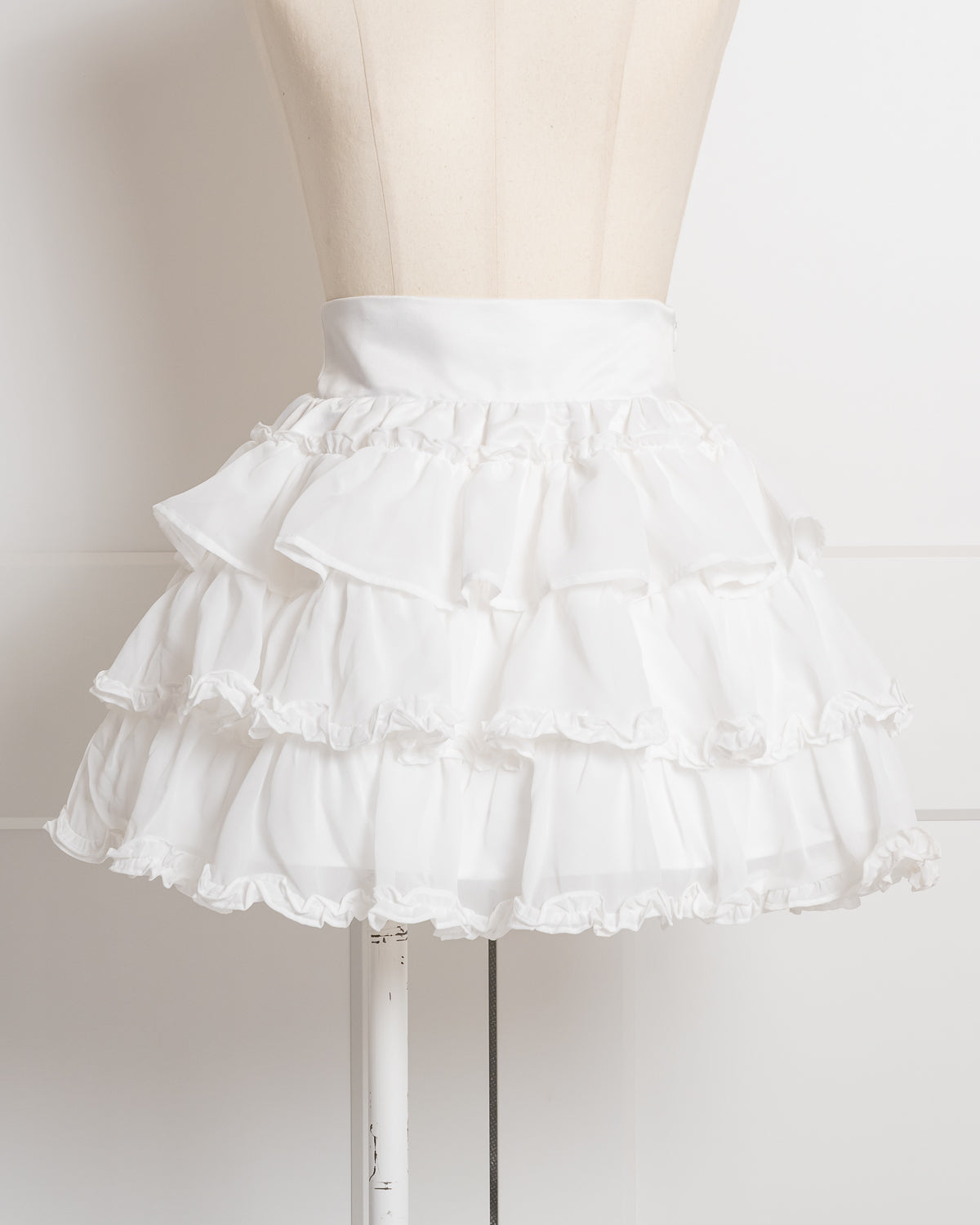 カラー:ホワイト