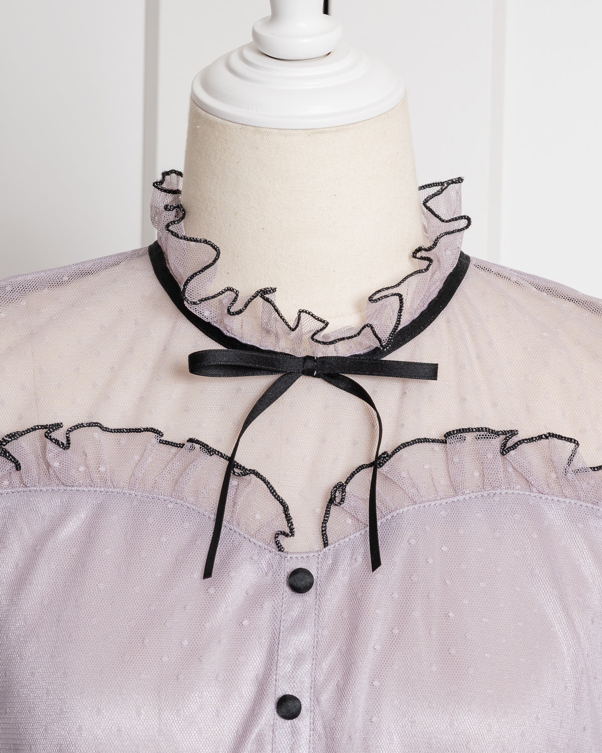 ドットチュールメローフリルブラウス