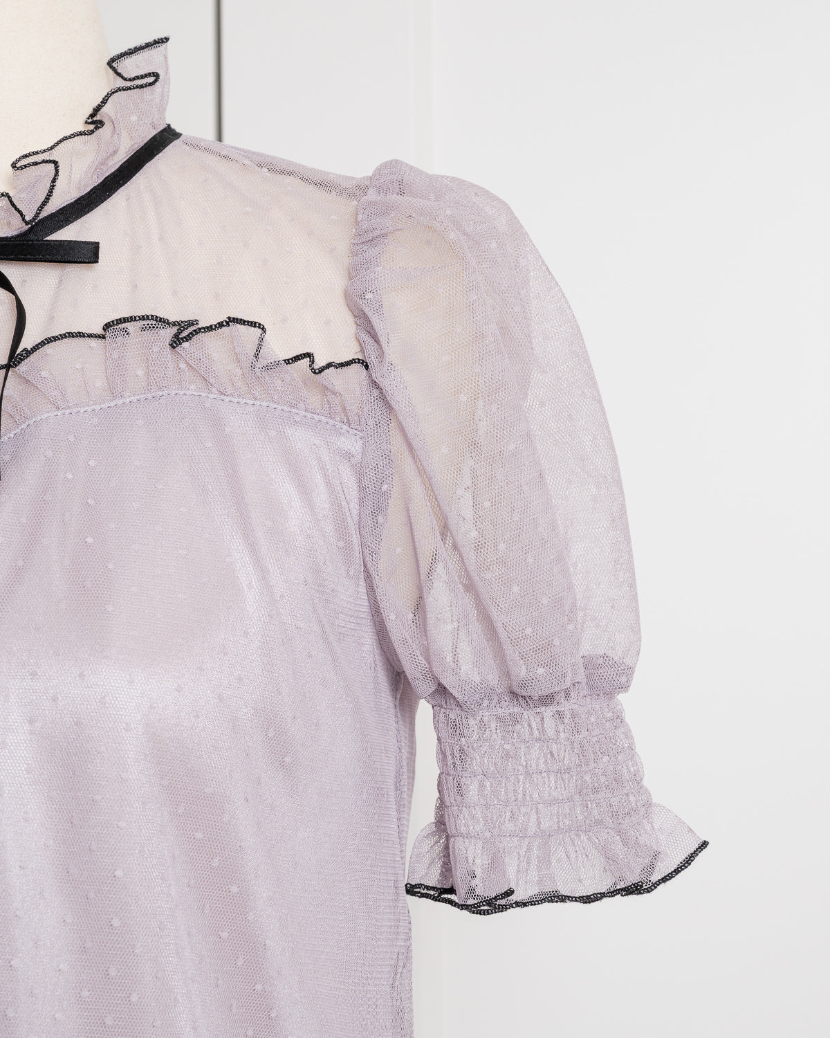 ドットチュールメローフリルブラウス