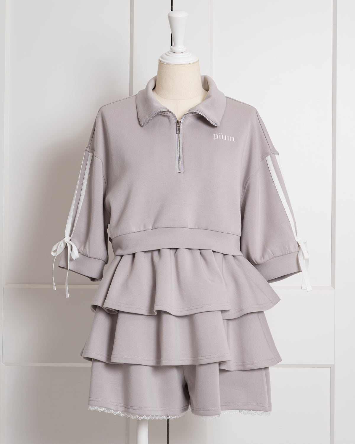 カラー:ラベンダーグレー