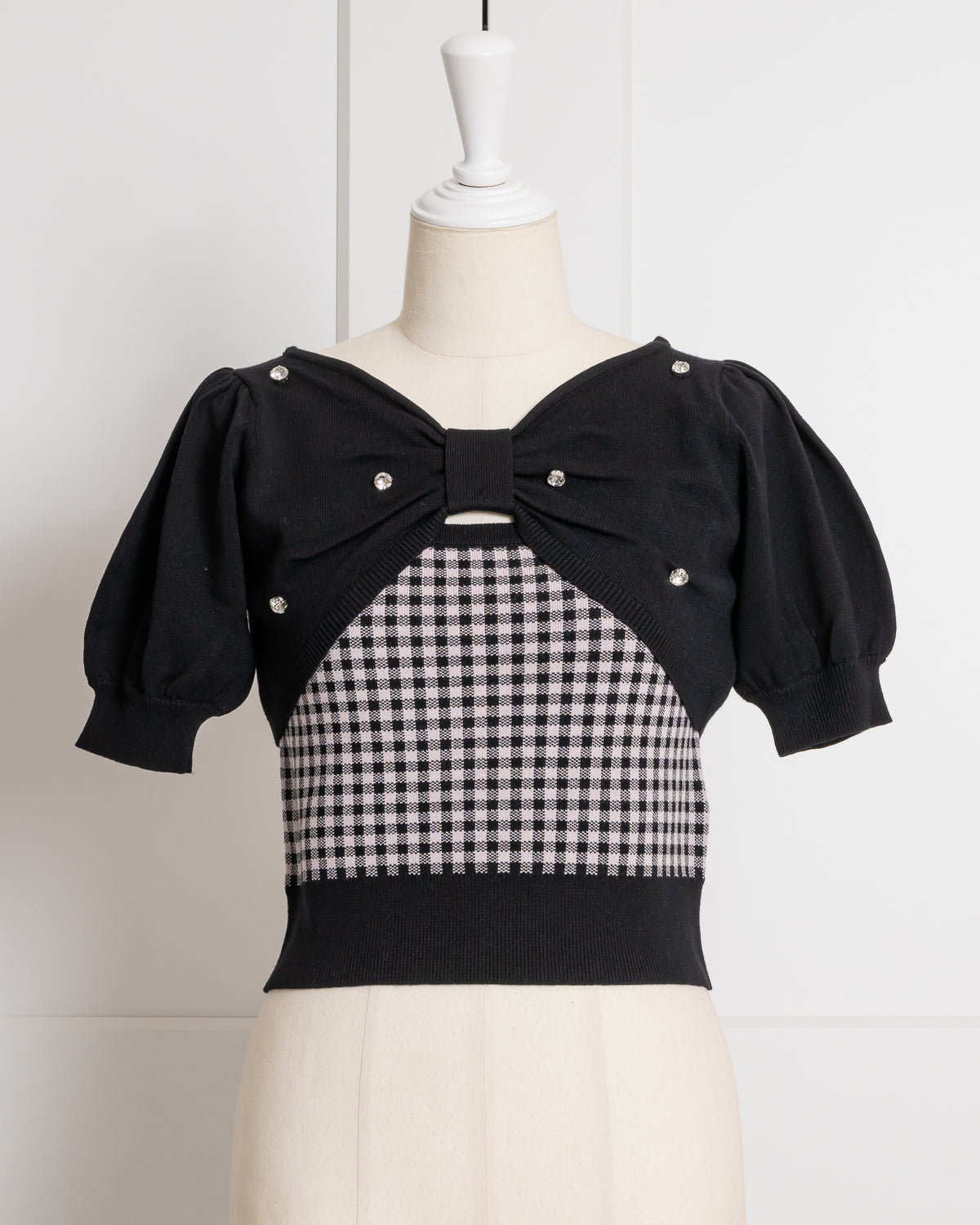 カラー:ピンク×ブラック