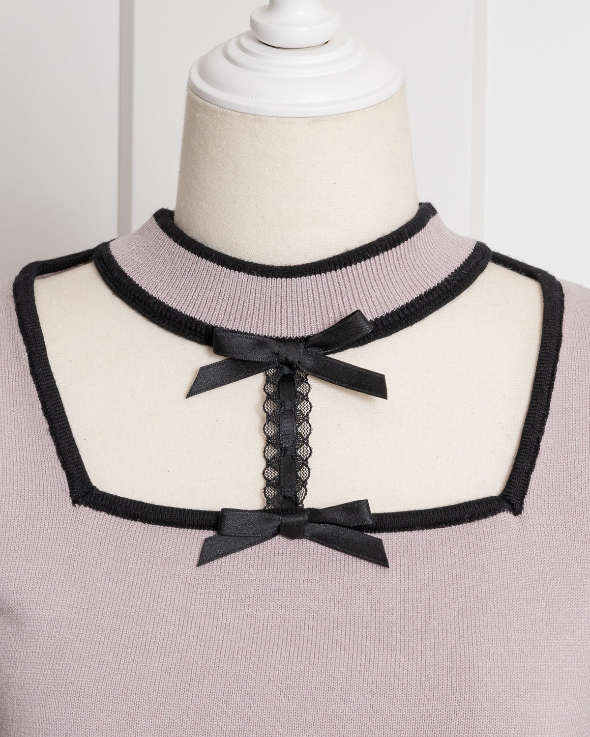 はしごレースチョーカーニット