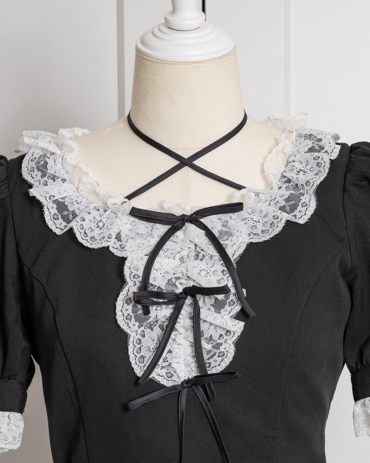 レースフリルティアードミニワンピース